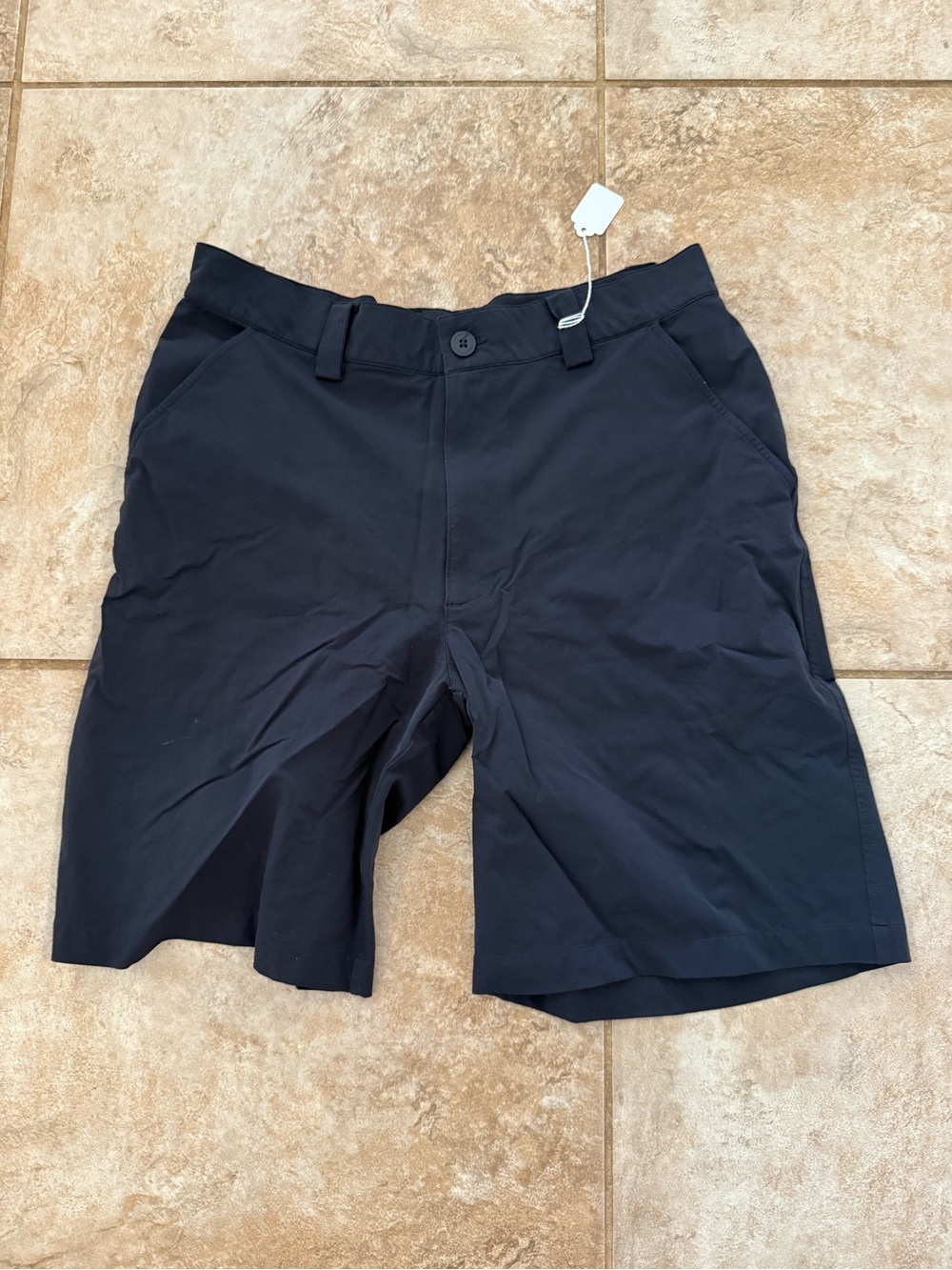 Under Armour Men’s Black Flat-Front Performance Shorts